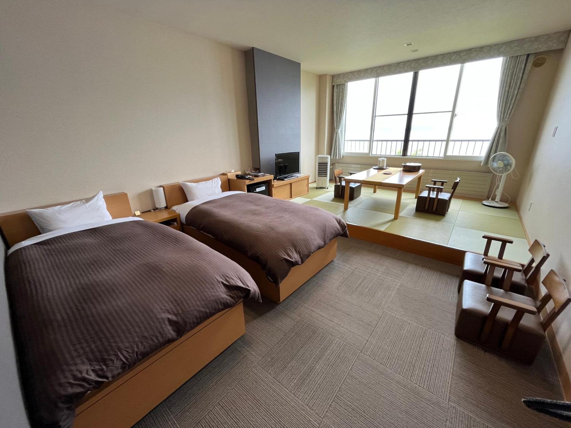 Marukoma Onsen Ryokan Chitose  Bagian luar foto